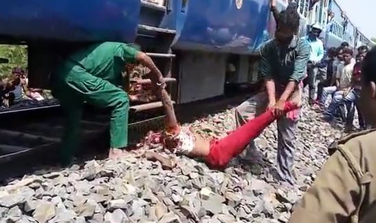 2022 gore video - Indian woman was beheaded by train