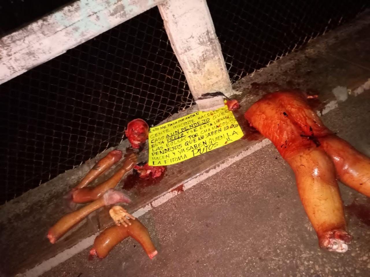 the body of a severed man was located on the Bridge of the town of Cocoyoc, in the municipality of Yautepec