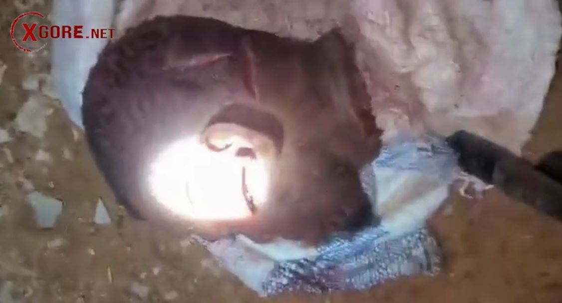 The man’s head was chopped off and mocked by the rival member