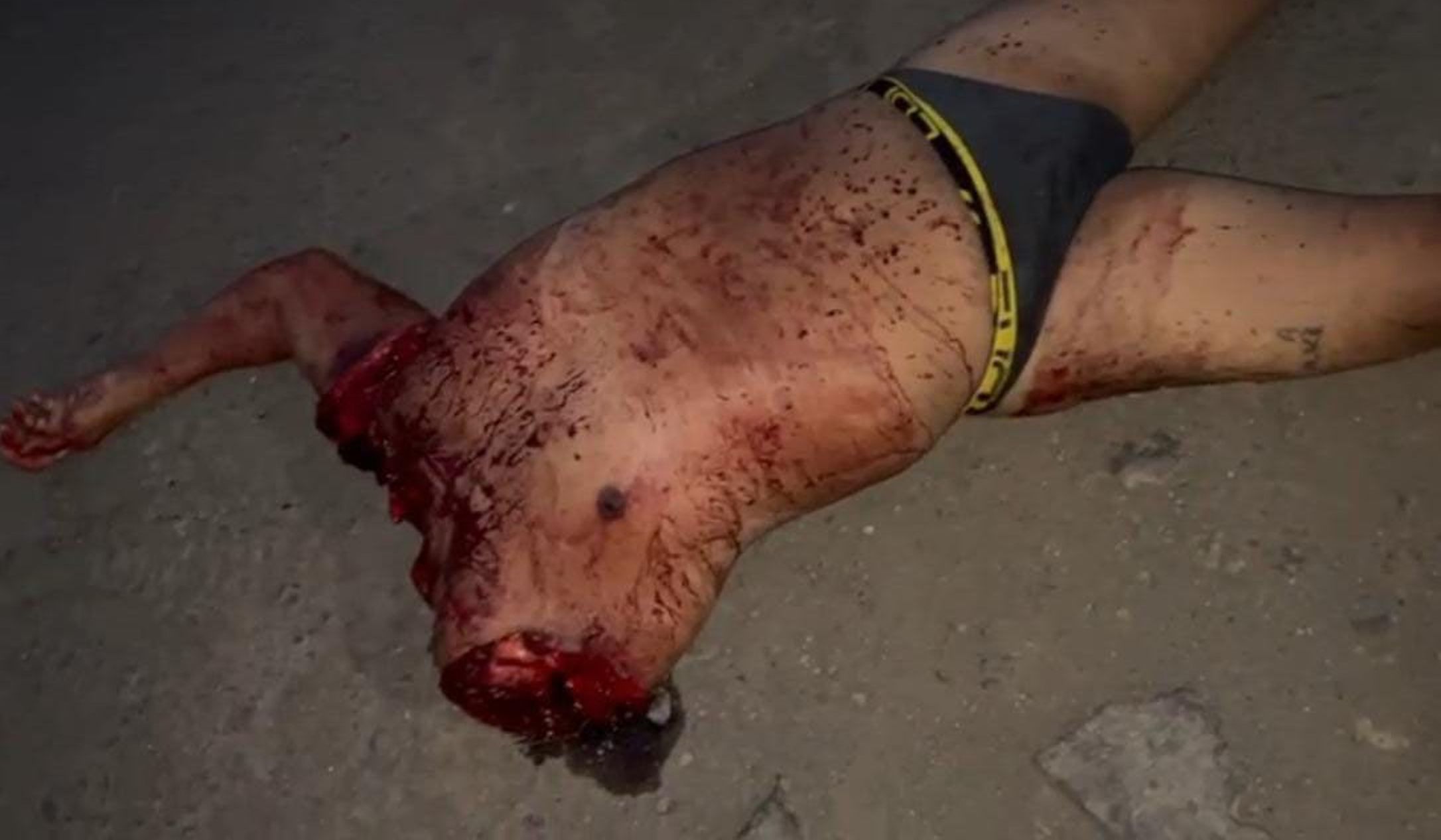 Headless Man Found on Ecuador Road Amid Rising Gang Violence