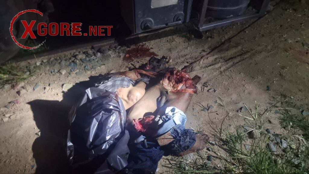 The young man was cut into pieces by the train-07