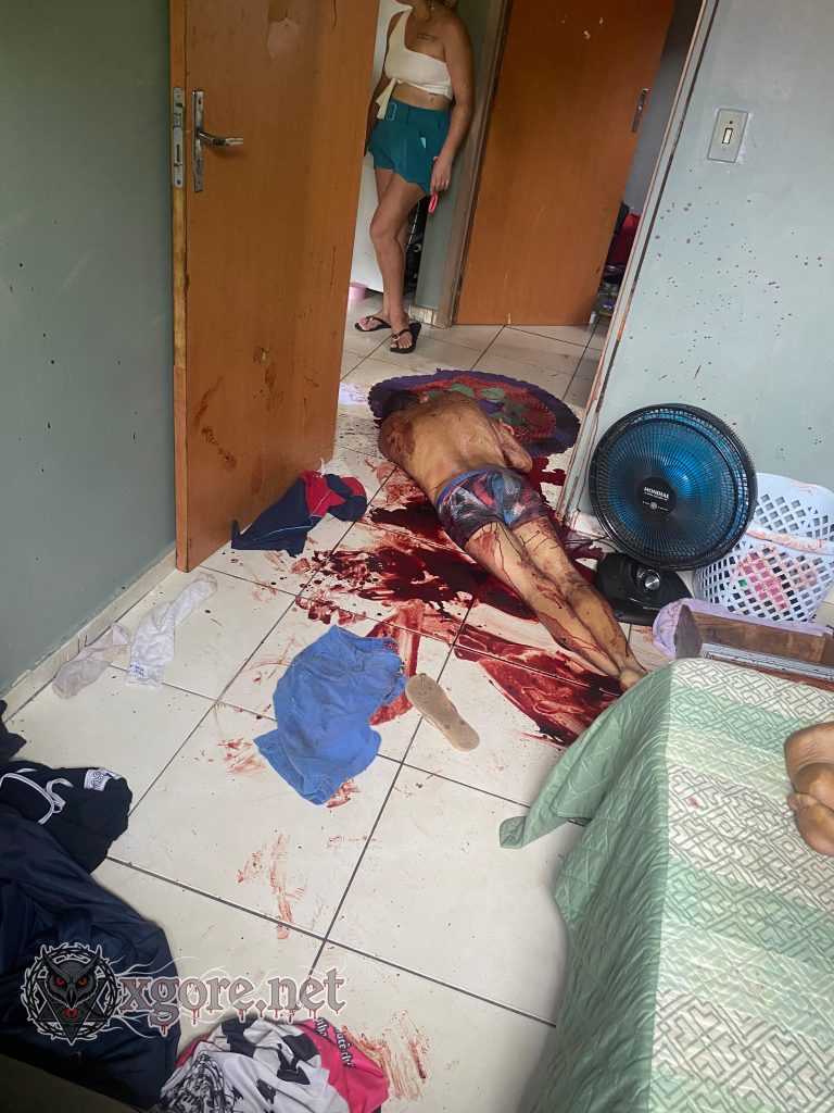 Man and Woman Found Dead in Rented House 04