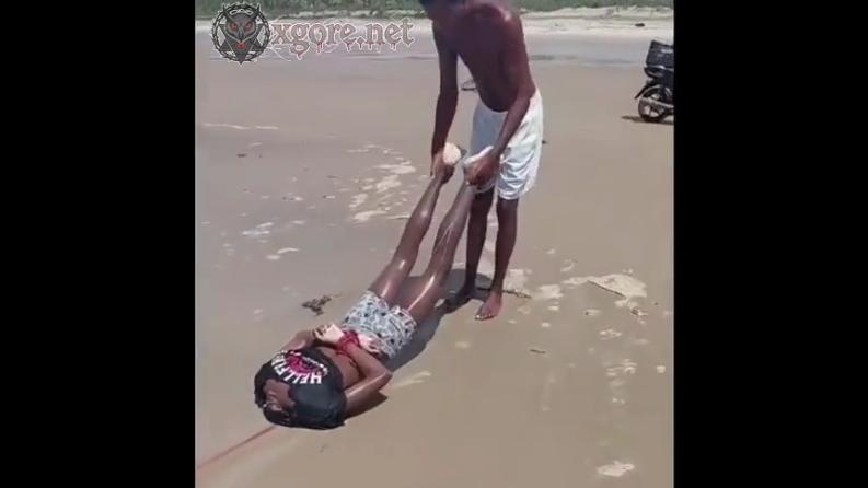 Brazil- Decapitated body found on the beach