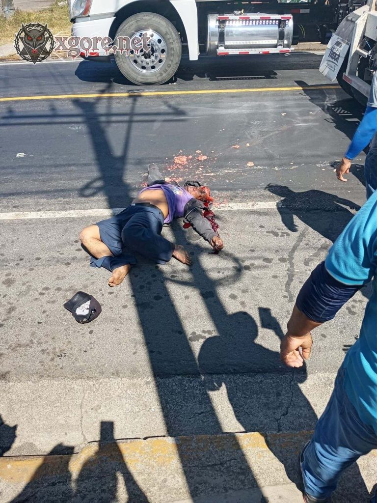 Tragic Accident on Southern Highway: Pedestrian Killed by CEMEX Truck in El Crucero