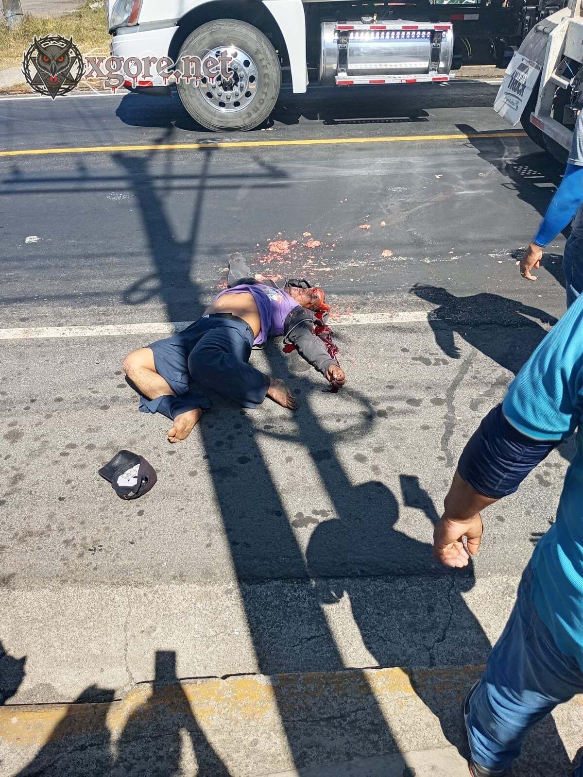 Tragic Accident on Southern Highway: Pedestrian Killed by CEMEX Truck in El Crucero