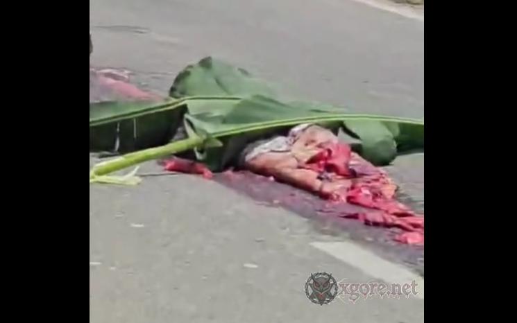 Two Women Crushed to Death in Samarinda Motorcycle vs Ten-Wheeled Truck Accident