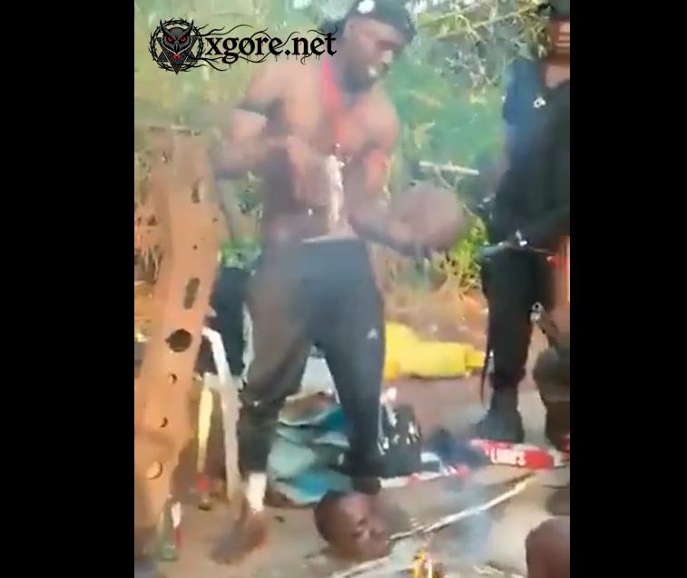 Horrifying Video Shows Severed Heads Passed Around in Nigeria Before Apparent Beheading