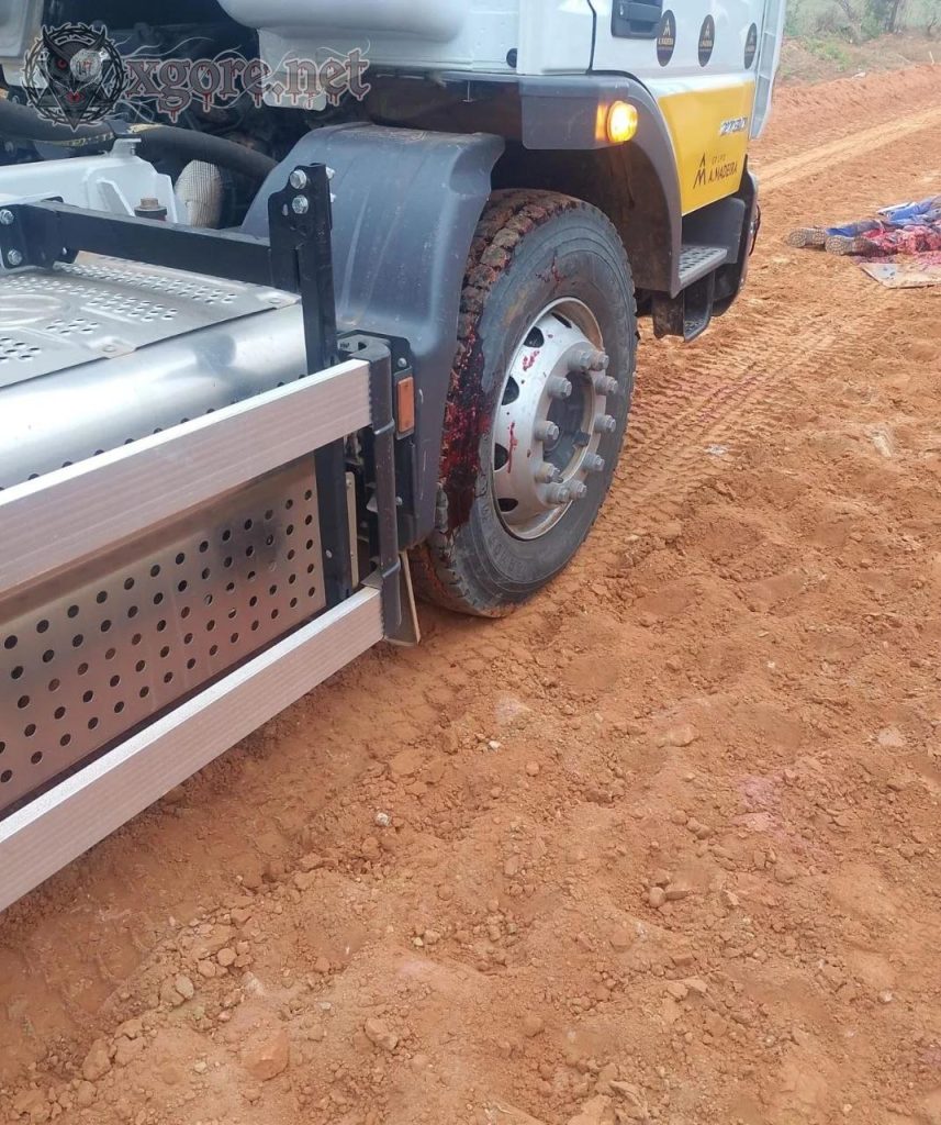 Man Crushed to Death by Reversing Truck on MT-247 Highway in Brazil 04