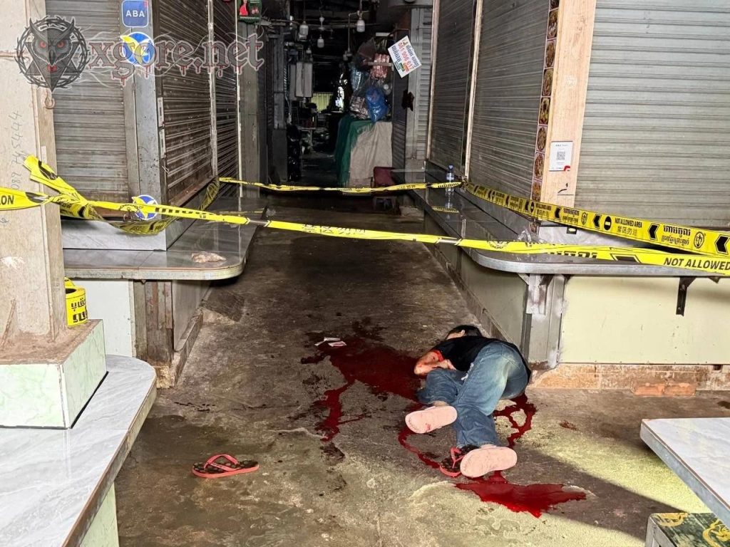 Woman Stabbed to Death in Blood Pool by Jealous Ex-Boyfriend in Sihanoukville, Cambodia 04